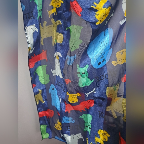 Ruff .. Woof ..Arf Ladies Doggie Scarf - Picture 6 of 6